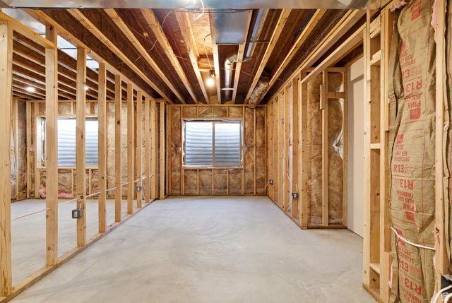 8561 S CANMORE DR, West Jordan, UT 84081