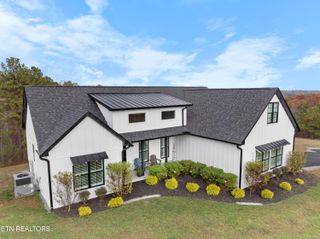 114 Canter Hill Lane, Jamestown, TN 38556