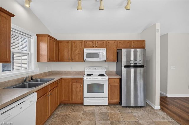 4050 Shallowcreek Court, Winston-salem, NC 27127
