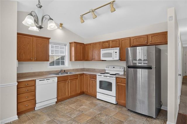 4050 Shallowcreek Court, Winston-salem, NC 27127