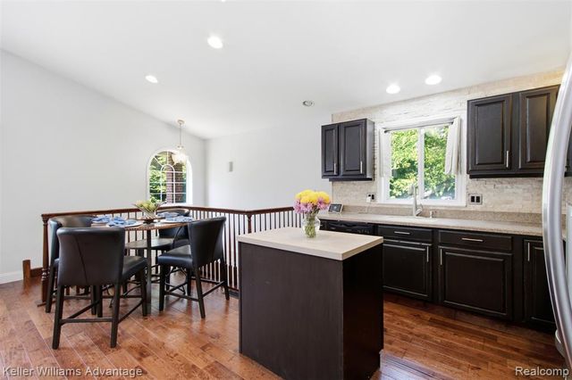 35143 Lewis Street, Westland, MI 48185