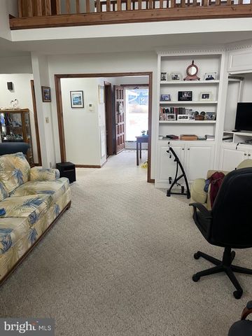 650 SKIPJACK DR, Heathsville, VA 22473