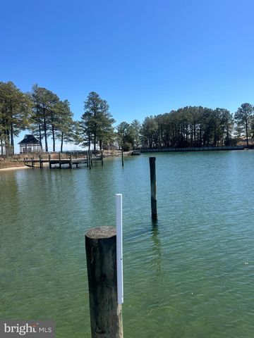 650 SKIPJACK DR, Heathsville, VA 22473