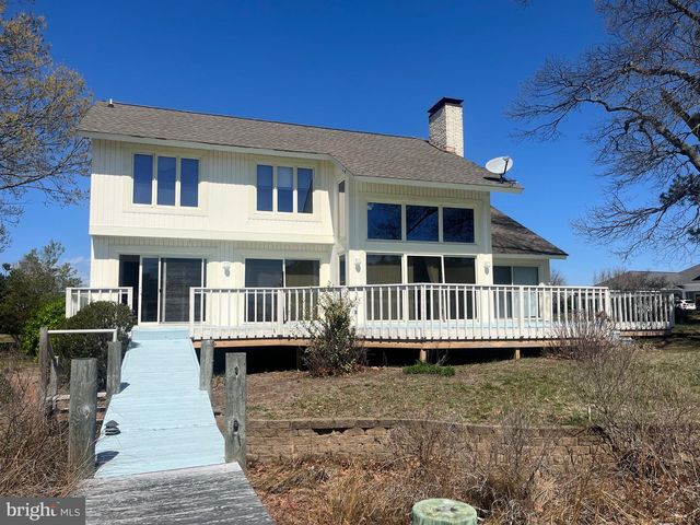 650 SKIPJACK DR, Heathsville, VA 22473