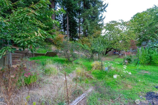 1248 Lattimore Road, Ferndale, WA 98248