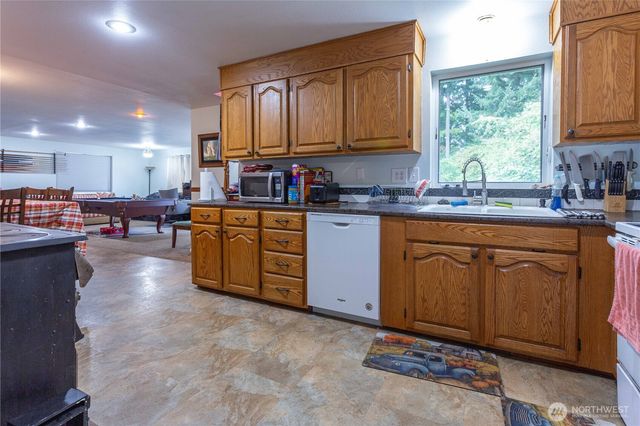 1248 Lattimore Road, Ferndale, WA 98248