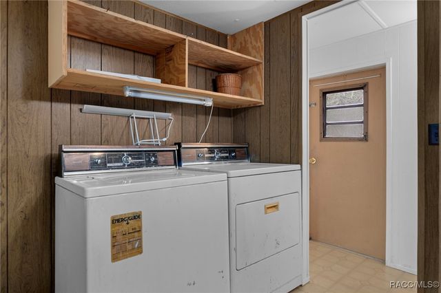 2011 N Twig Point, Inverness, FL 34453