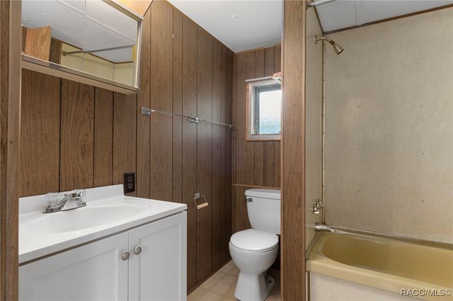 2011 N Twig Point, Inverness, FL 34453