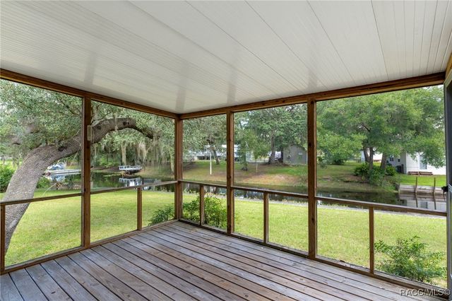 2011 N Twig Point, Inverness, FL 34453