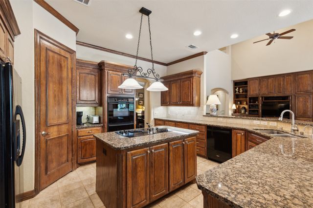 1205 Saddlebrook Way, Bartonville, TX 76226