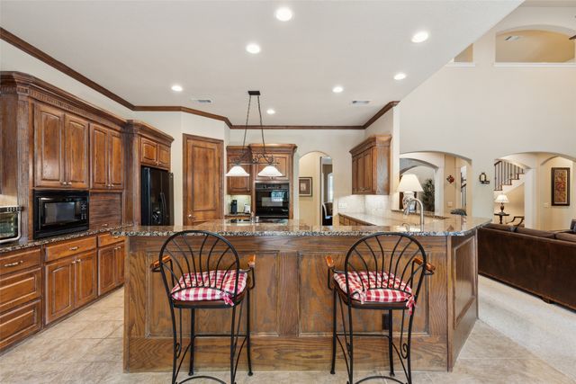 1205 Saddlebrook Way, Bartonville, TX 76226