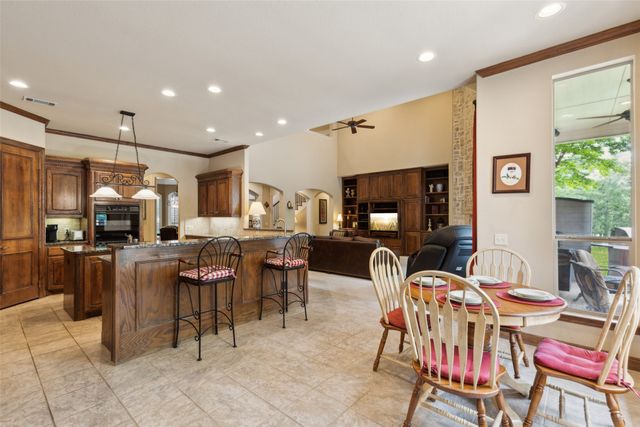 1205 Saddlebrook Way, Bartonville, TX 76226
