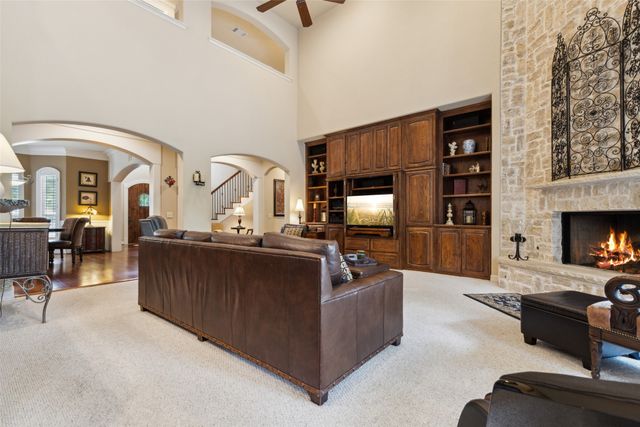 1205 Saddlebrook Way, Bartonville, TX 76226