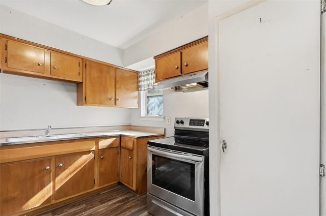 206 W Ridgewood Drive, Garland, TX 75041