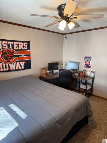 1696 Soldier Creek Rd, Benton, KY 42025