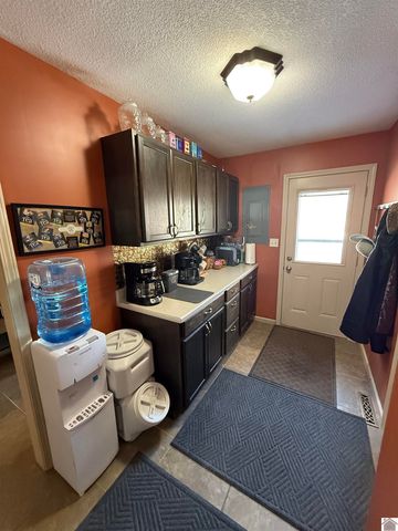 1696 Soldier Creek Rd, Benton, KY 42025