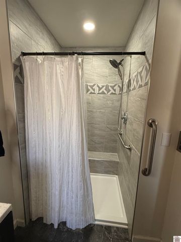 1696 Soldier Creek Rd, Benton, KY 42025