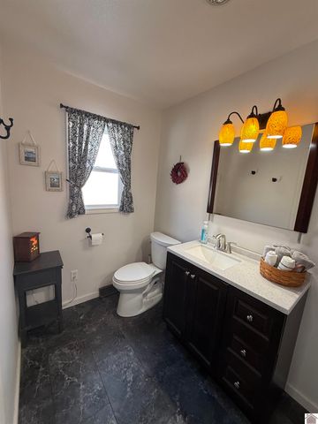 1696 Soldier Creek Rd, Benton, KY 42025