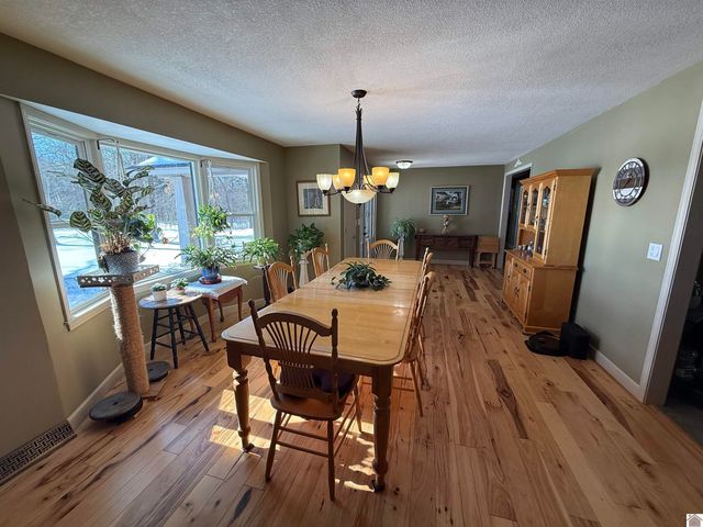 1696 Soldier Creek Rd, Benton, KY 42025