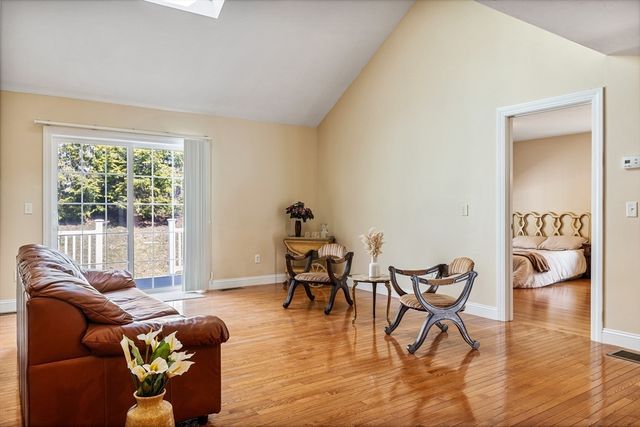 44 Angell Brook Dr 44, West Boylston, MA 01583