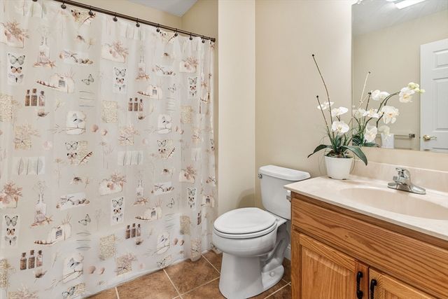 44 Angell Brook Dr 44, West Boylston, MA 01583