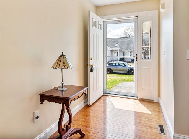 44 Angell Brook Dr 44, West Boylston, MA 01583