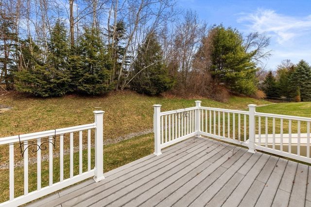 44 Angell Brook Dr 44, West Boylston, MA 01583