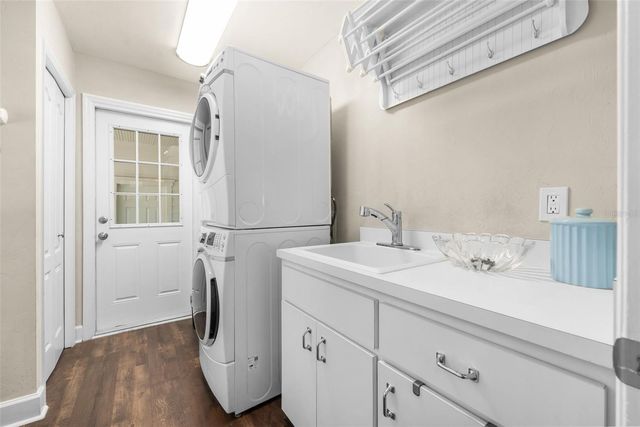 13207 SW 2ND AVENUE, Newberry, FL 32669