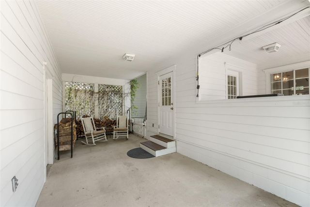 13207 SW 2ND AVENUE, Newberry, FL 32669