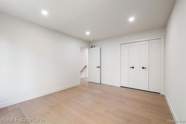 1683 Mark Hopkins Road, Bloomfield Hills, MI 48302