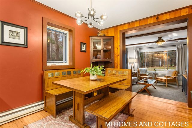 7128 116th Avenue, Fennville, MI 49408