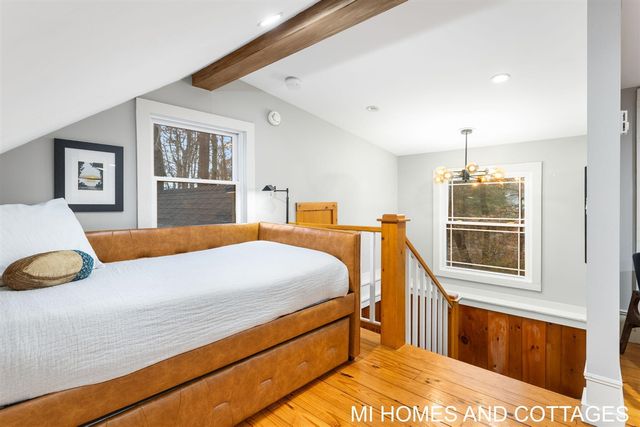 7128 116th Avenue, Fennville, MI 49408