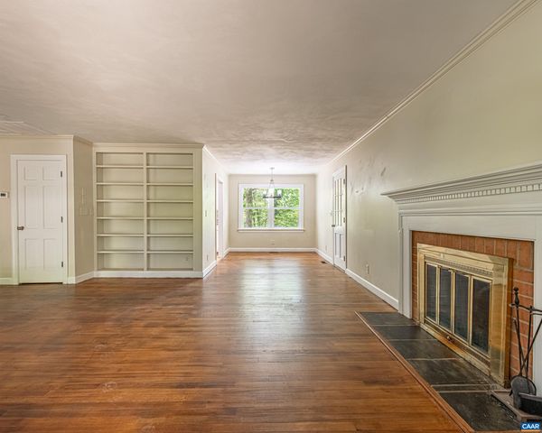 337 CARRSBROOK DR, Charlottesville, VA 22901