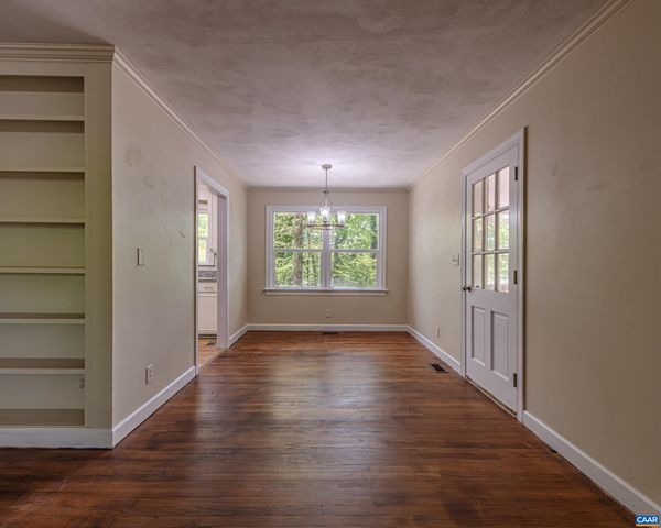 337 CARRSBROOK DR, Charlottesville, VA 22901
