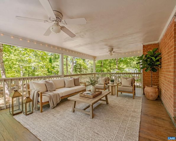 337 CARRSBROOK DR, Charlottesville, VA 22901