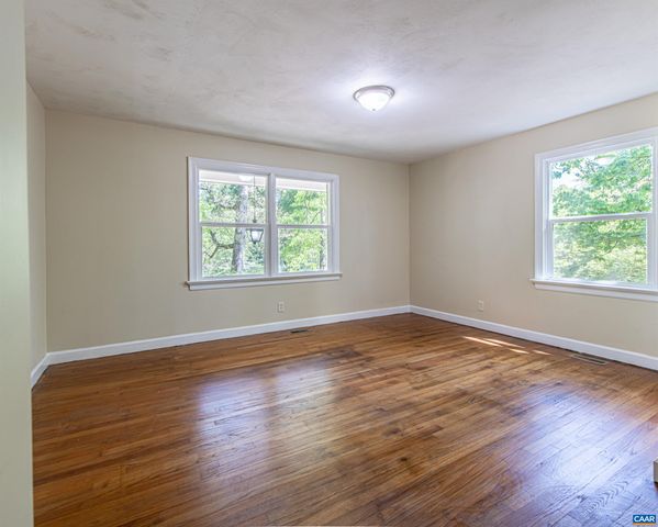 337 CARRSBROOK DR, Charlottesville, VA 22901