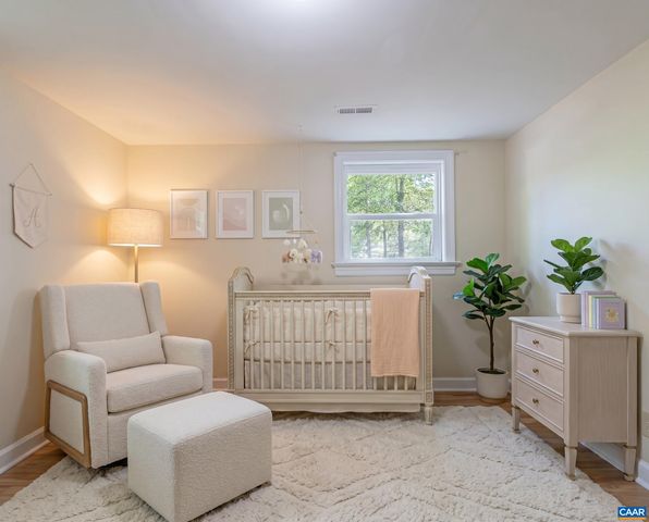 337 CARRSBROOK DR, Charlottesville, VA 22901