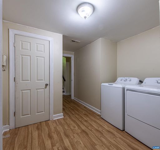 337 CARRSBROOK DR, Charlottesville, VA 22901