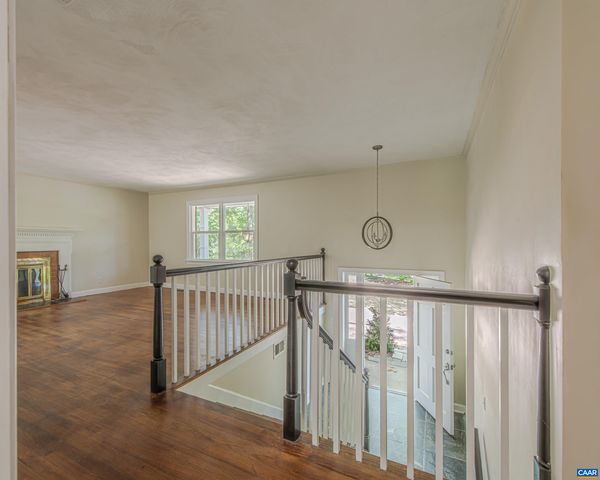 337 CARRSBROOK DR, Charlottesville, VA 22901