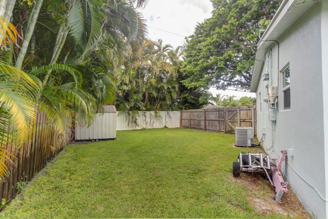 1133 7th Street, Lake Park, FL 33403
