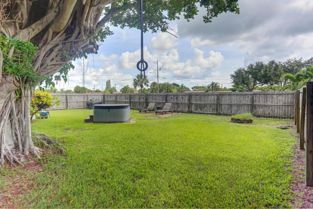 1133 7th Street, Lake Park, FL 33403