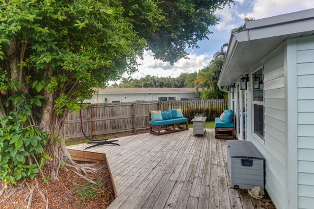 1133 7th Street, Lake Park, FL 33403