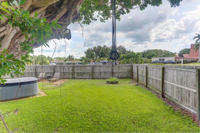 1133 7th Street, Lake Park, FL 33403