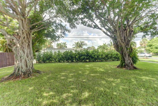 1133 7th Street, Lake Park, FL 33403
