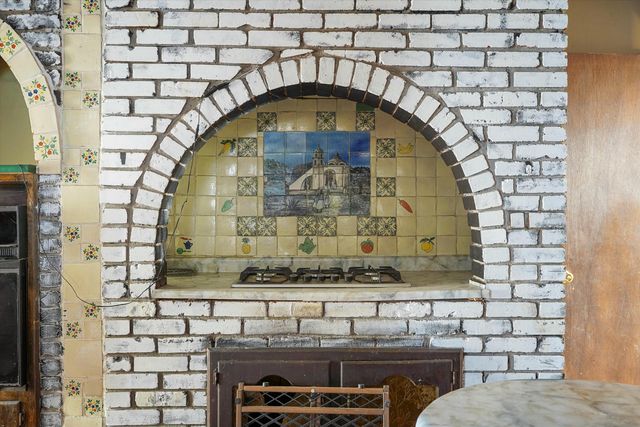 1233 Montrose Place SW, Albuquerque, NM 87105