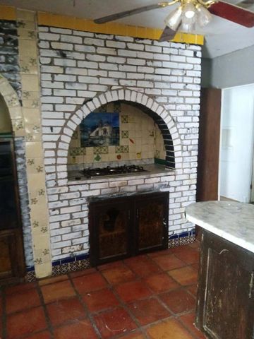 1233 Montrose Place SW, Albuquerque, NM 87105