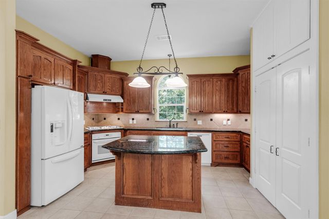 10331 Iron Ore Road, Conroe, TX 77303