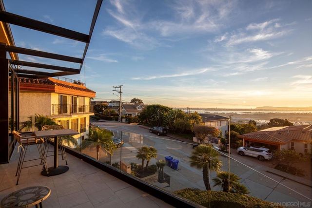 3515 UNION ST, San Diego, CA 92103