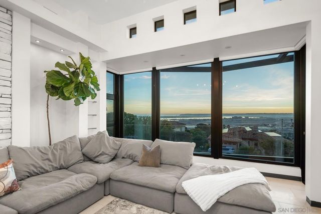 3515 UNION ST, San Diego, CA 92103