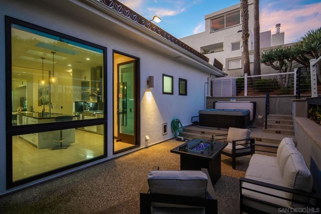 3515 UNION ST, San Diego, CA 92103